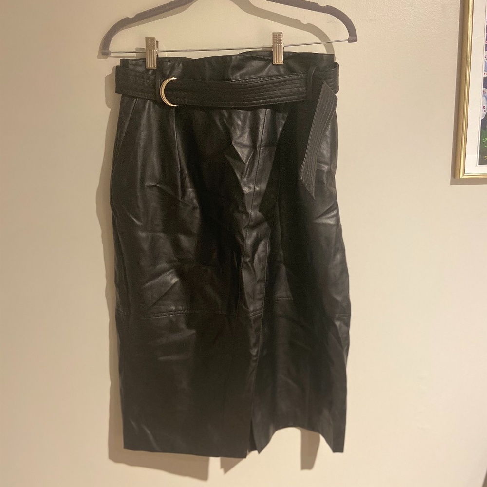 Women's Size 4 WORTHINGTON Black Leather Skirt